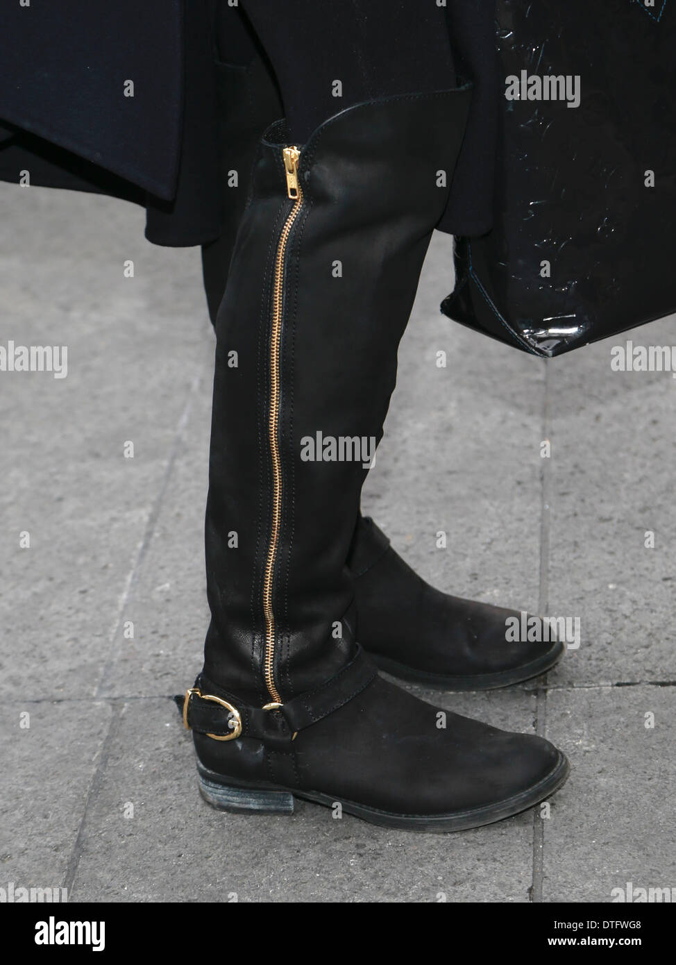 Lisa Bytner arrivando al Betsey Johnson pista show di New York City - Feb 12, 2014 - Foto: Pista Manhattan/Charles Eshelman/picture alliance Foto Stock