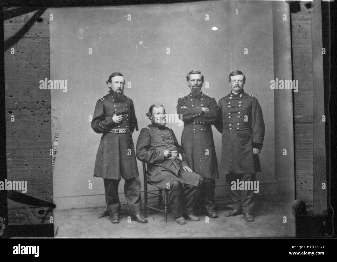 Questo ritratto di gruppo cattura i generali della guerra civile in uniformi militari. Mette in evidenza il significato storico degli individui, mostrando il loro ruolo nella guerra civile americana e il loro legame con gli ex studenti della Miami University. Foto Stock Questo ritratto di gruppo cattura i generali della guerra civile in uniformi militari. Mette in evidenza il significato storico degli individui, mostrando il loro ruolo nella guerra civile americana e il loro legame con gli ex studenti della Miami University. Foto Stock