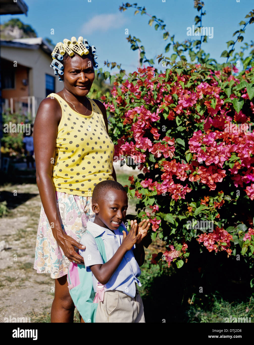 Nativo di madre e figlio in Barbados Foto Stock