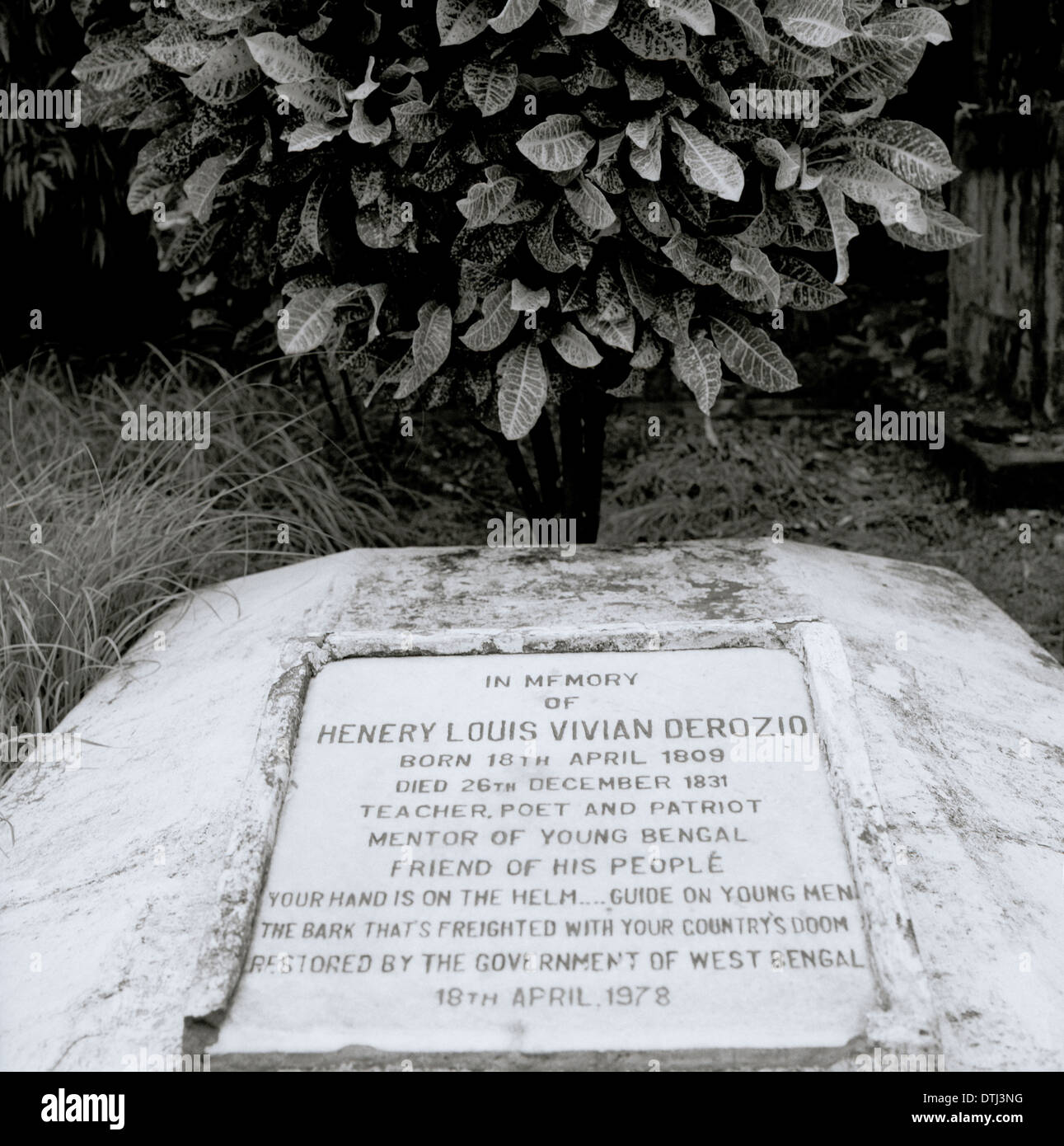 Poeta Henry Louis Vivian Derozio Park Street cimitero in Kolkata Calcutta nel Bengala Occidentale in India in Asia del Sud. Storia cimiteri Henery Travel Foto Stock