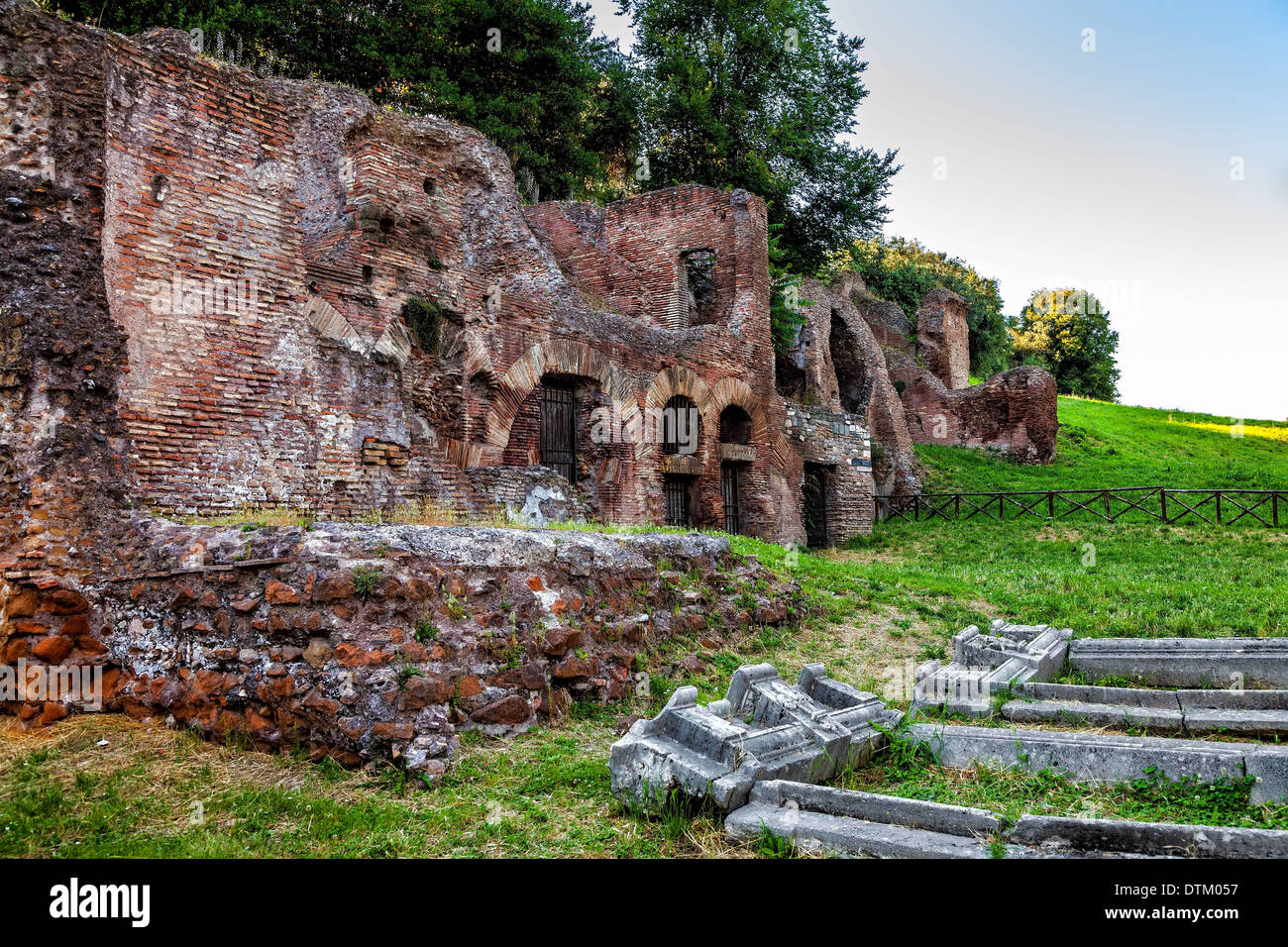 Le rovine della Roma antica. Foto Stock