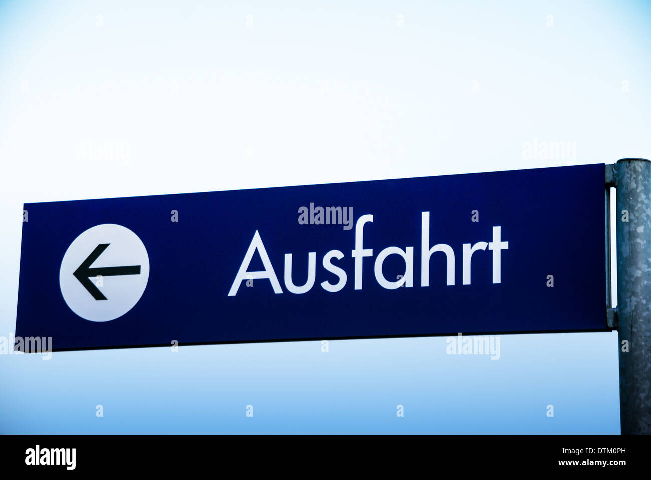 Segnale di uscita con freccia Foto Stock