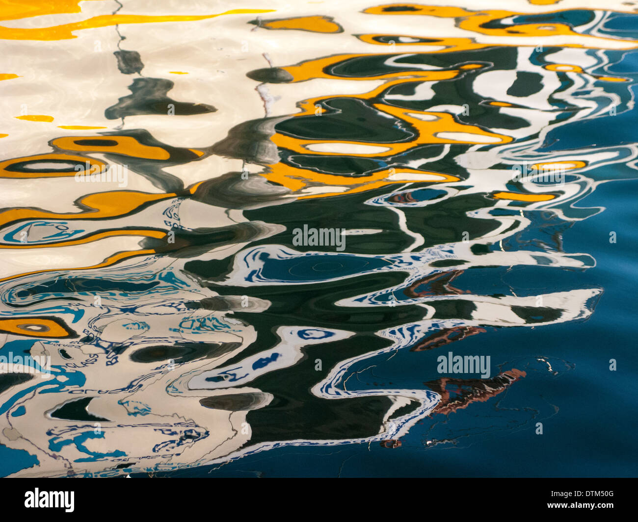 Riflessi di acqua Foto Stock