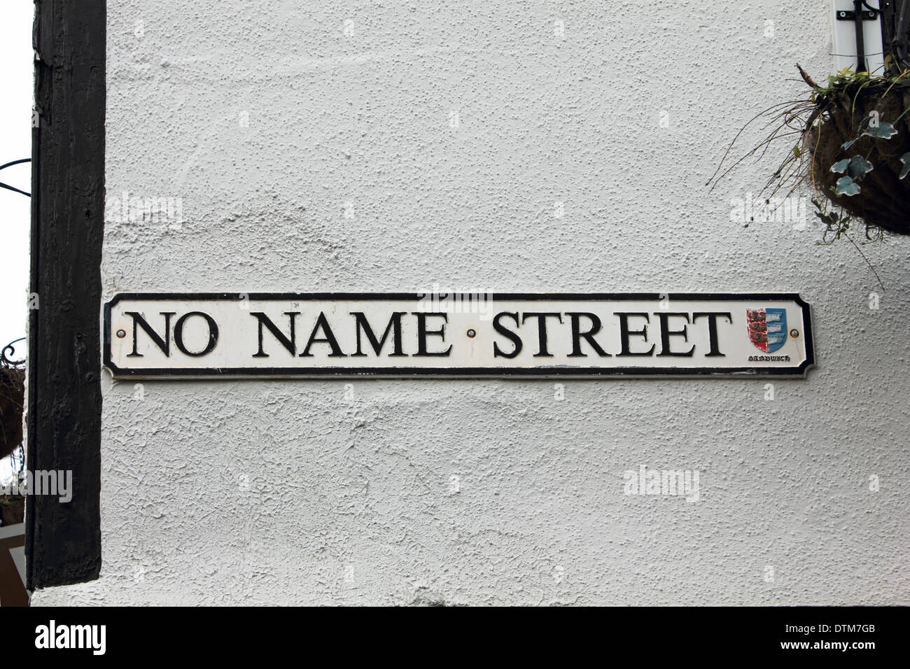 Nessun nome Street nella città storica di Sandwich Kent, Inghilterra, Regno Unito. Foto Stock