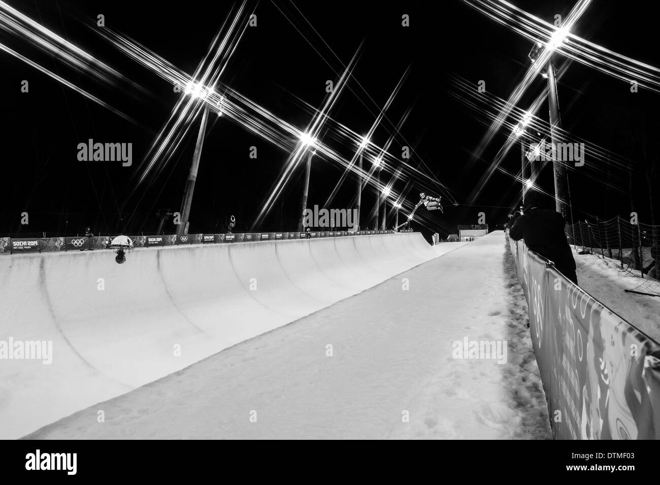 Sochi, Krai Krasnodar, Russia. Xx Febbraio 2014. Antonio MITSUBOSHI (JPN) in azione durante le manche del sci freestyle donna Halfpipe evento al Rosa Khutor Extreme Park, cluster di montagna - XXII Giochi Olimpici Invernali Credito: Azione Sport Plus/Alamy Live News Foto Stock