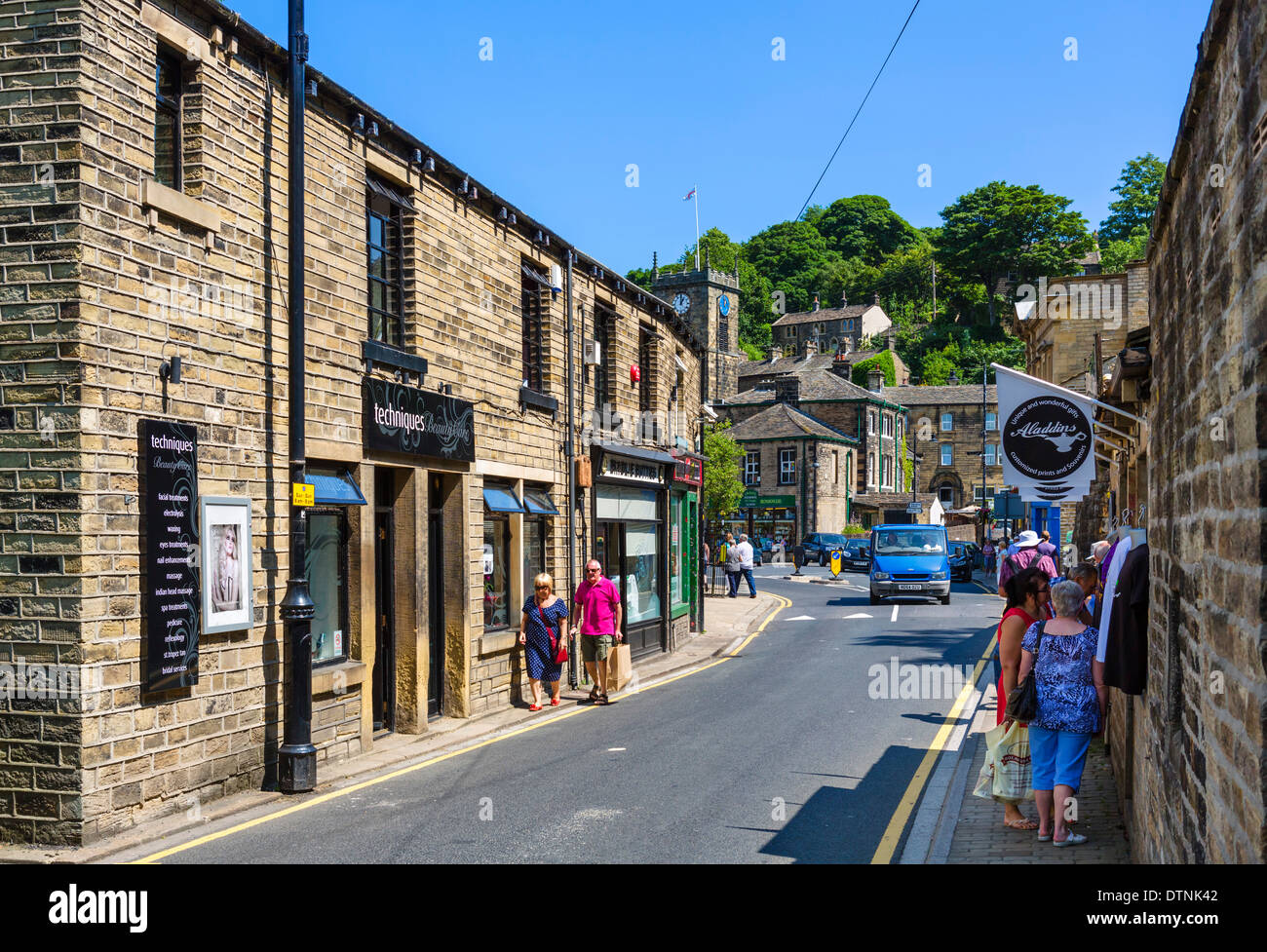 Visualizza in basso Hollowgate nel centro della città, Leeds, West Yorkshire, Inghilterra, Regno Unito Foto Stock