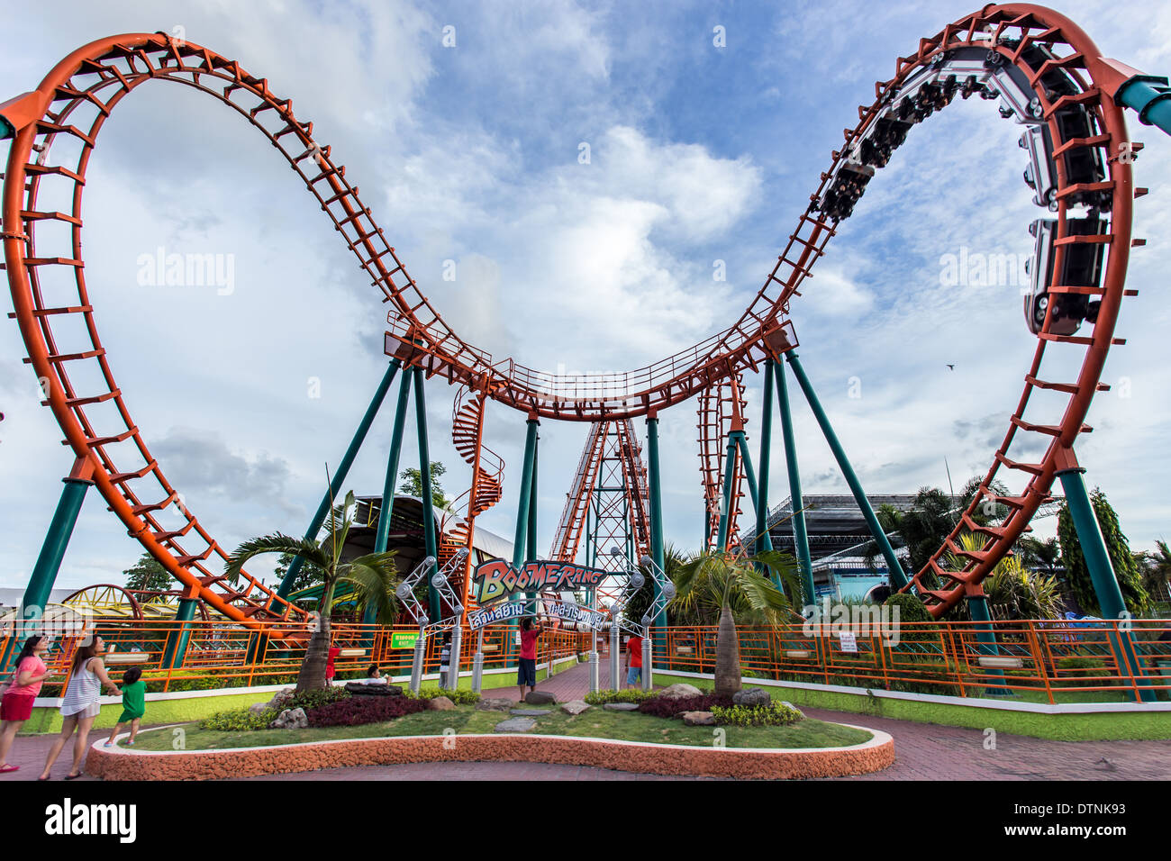 Roller Coaster presso un parco di divertimenti (Siam Park, Thailandia) Foto Stock