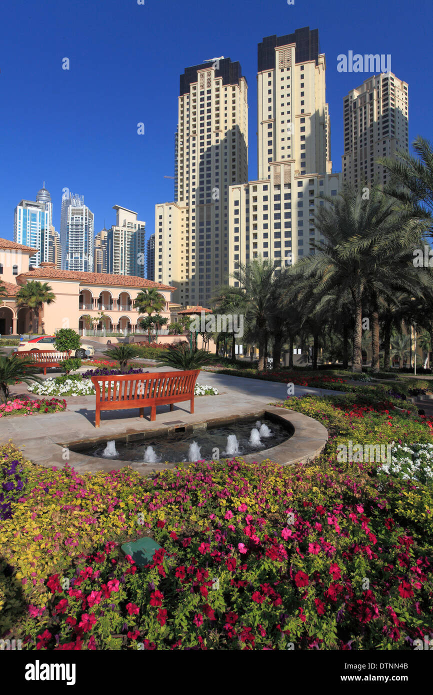 Emirati Arabi Uniti Dubai Marina, Ritz Carlton Hotel, giardini, Foto Stock