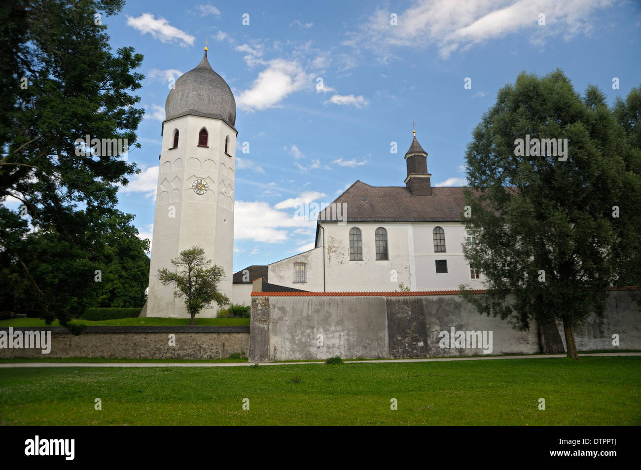 Il monastero, campanile, Fraueninsel, Chiemsee, Baviera, Germania Foto Stock