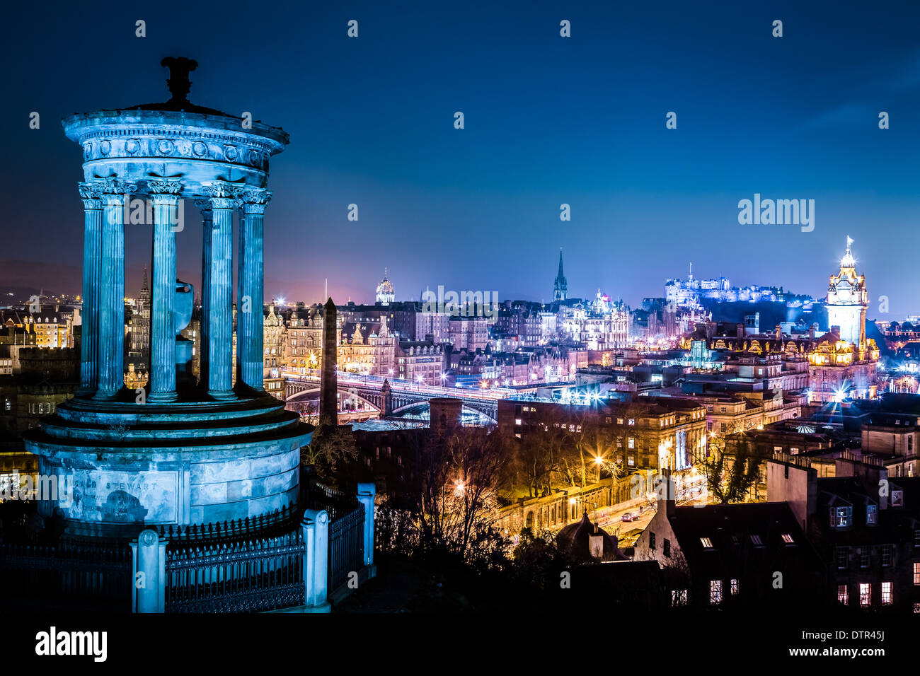 Vista notturna dal Calton Hill a Edimburgo Foto Stock