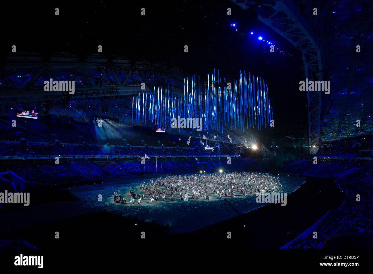 Sochi, Krai Krasnodar, Russia. 23 feb 2014. Le scene della cerimonia di chiusura al Fisht Stadio Olimpico, Cluster costiere - XXII Giochi Olimpici Invernali Credito: Azione Sport Plus/Alamy Live News Foto Stock