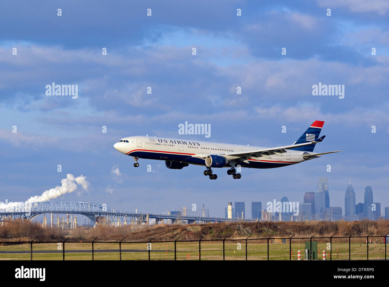 Il viaggio in aereo all'Aeroporto Internazionale di Filadelfia in Philadelphia, Pennsylvania. Foto Stock