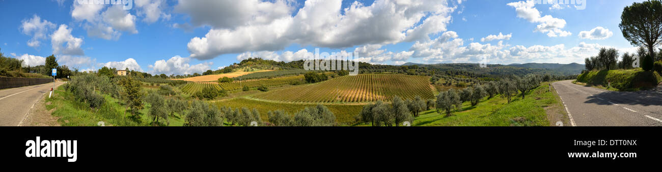 Il panorama del paesaggio Tuscana in Italia Foto Stock