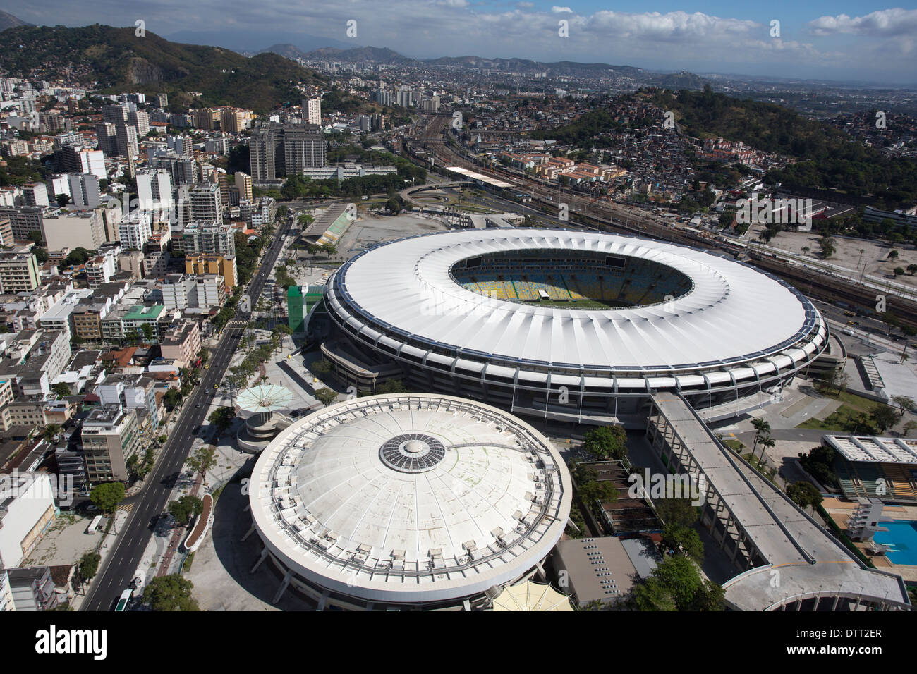 Vista aerea del Maracana National Stadium di Rio de Janeiro, che ospiterà la finale della Coppa del Mondo 2014 in Brasile Foto Stock