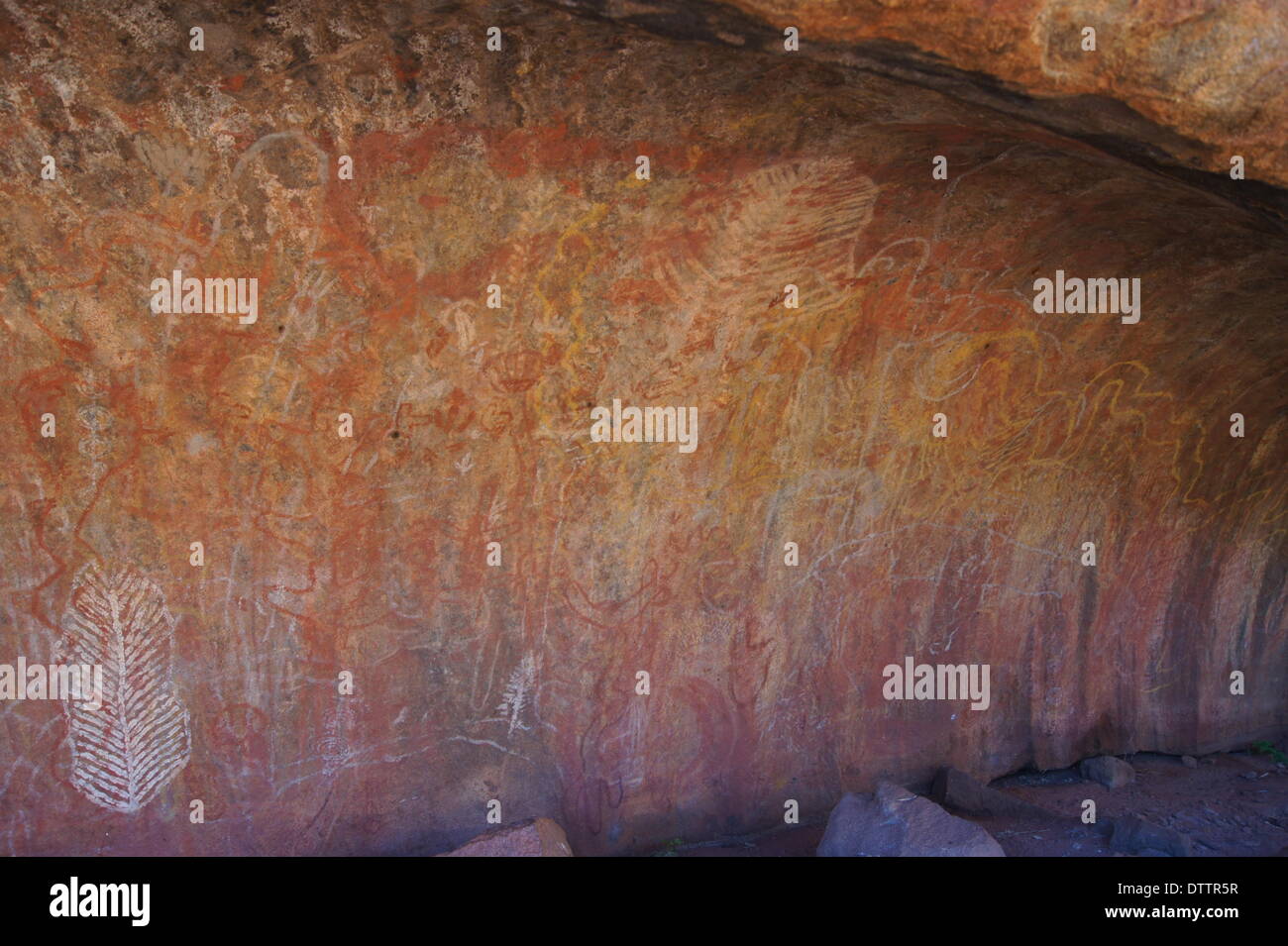 Dipinti su Ayers rock,l'australia Foto Stock