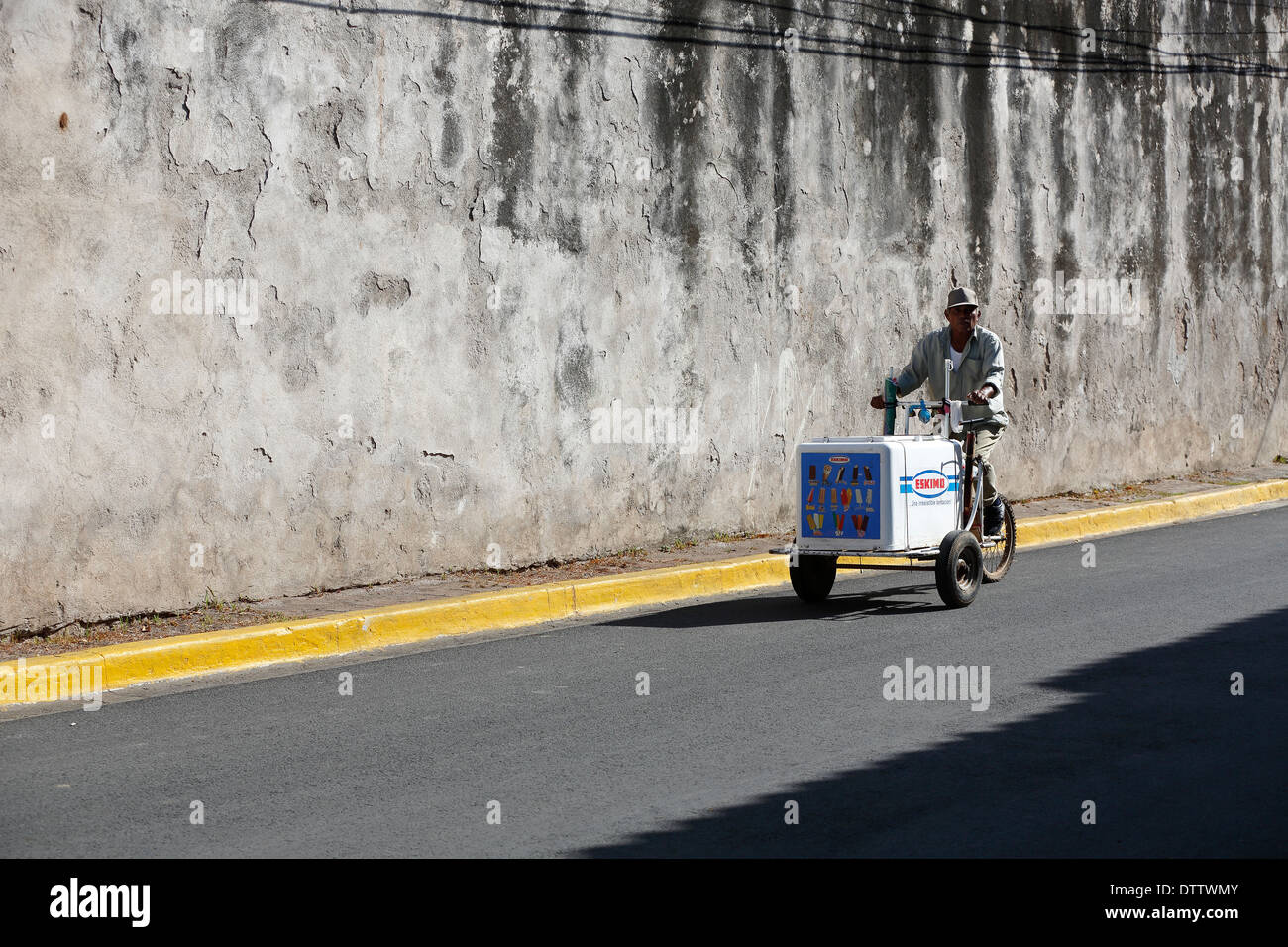 Ice Cream man, Granada Nicaragua Foto Stock