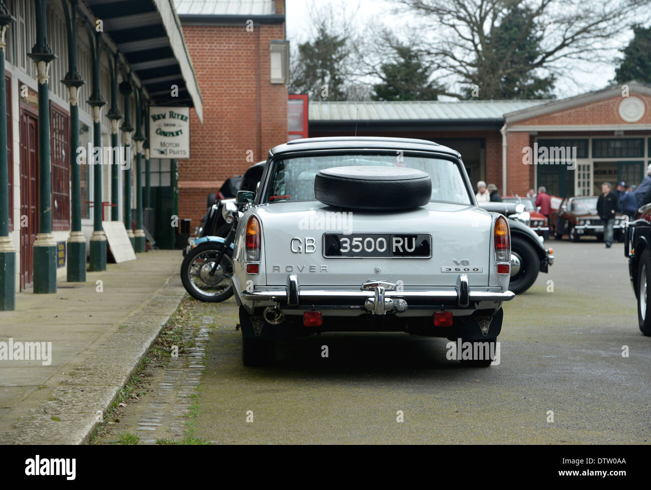 Classic Rover P6 3500s V8 auto a car club raduno in Inghilterra Foto Stock