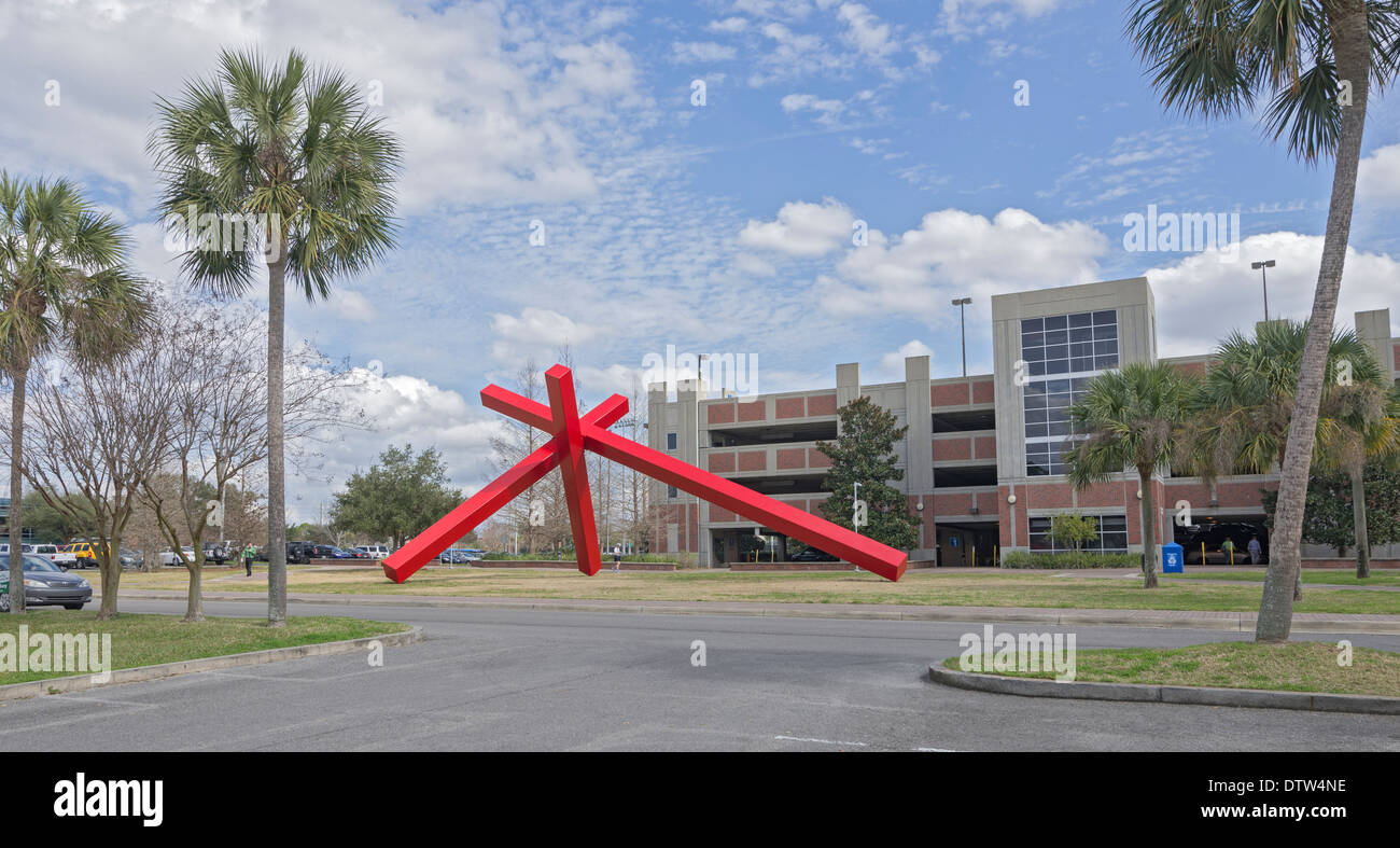 Big max è di 30.000 lb. scultura in acciaio da artista John Henry che risiede sul campus della University of Florida a Gainesville. Foto Stock