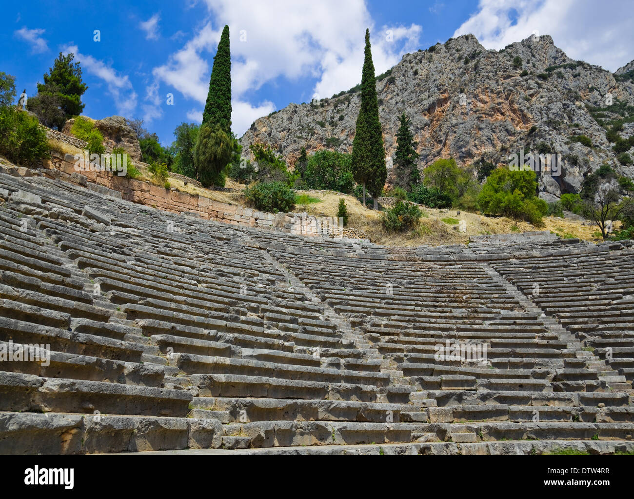 Rovine di anfiteatro in Delphi, Grecia Foto Stock