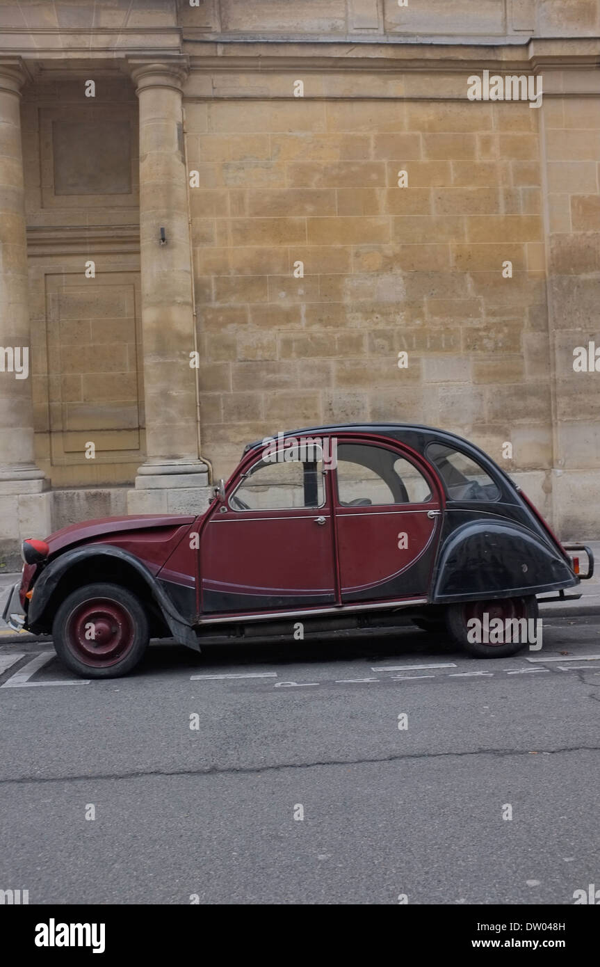 Citroen 2CV, Parigi, Francia Foto Stock