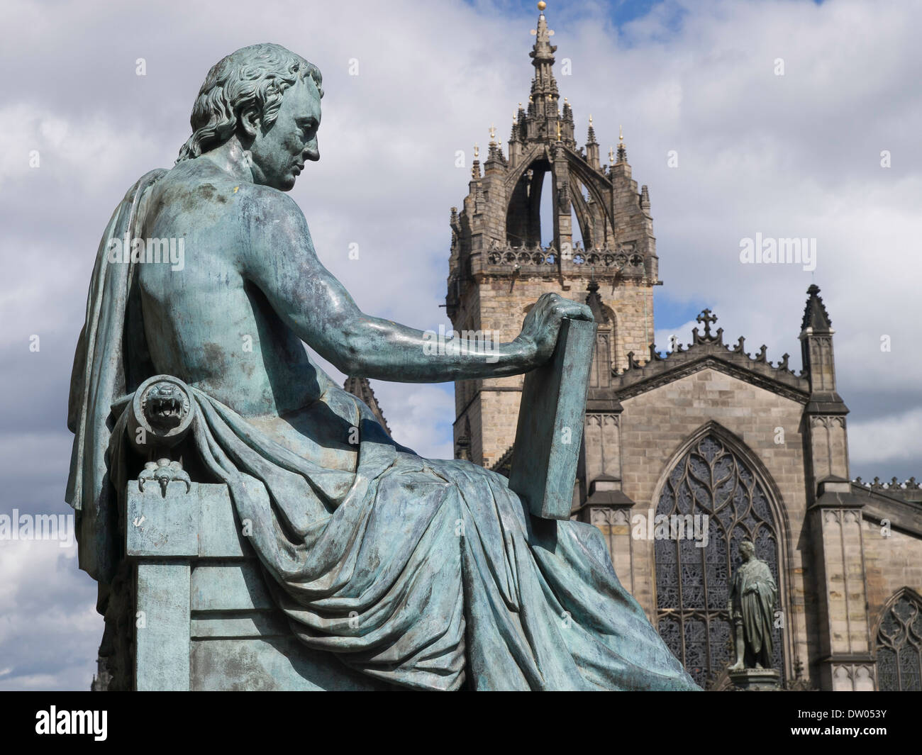 David Hume statua al di fuori di Saint Giles Cathedral Foto Stock