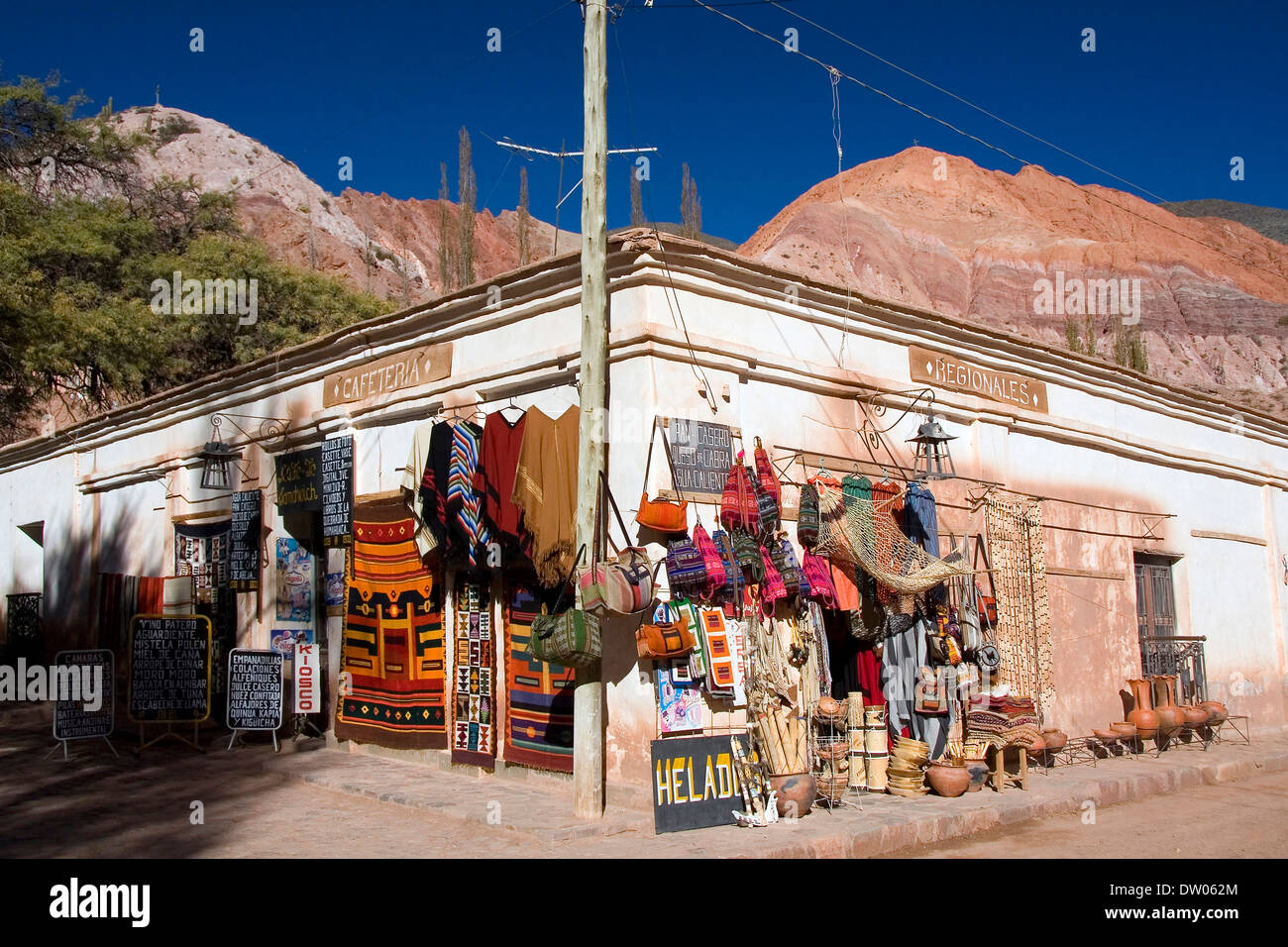 Purmamarca street market, Quebrada de Humahuaca, Jujuy, Argentina Foto Stock