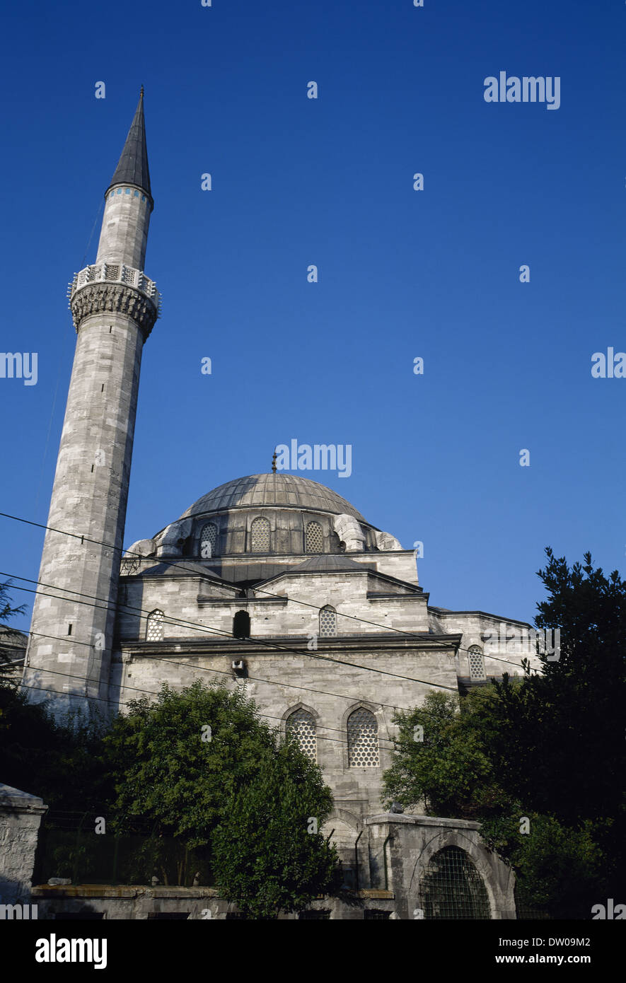 La Turchia. Istanbul. Atik Ali Pasha moschea. Moschea ottomana. Costruito dal Gran Visir Bosnalı Hadım Atik Ali Paşa nel 1496. Esterno. Foto Stock