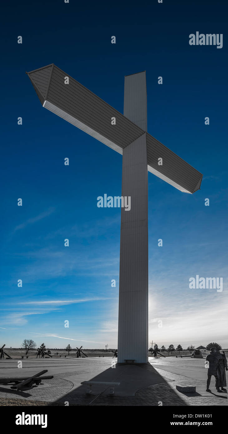 Un 190 piedi croce sulla Interstate 40 in Groom Texas Foto Stock