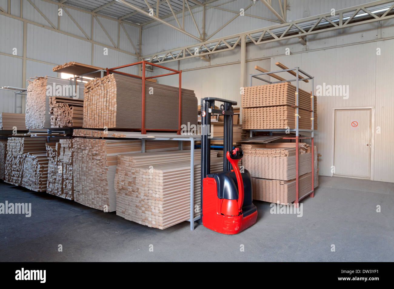Legno storage business warehouse store Foto Stock