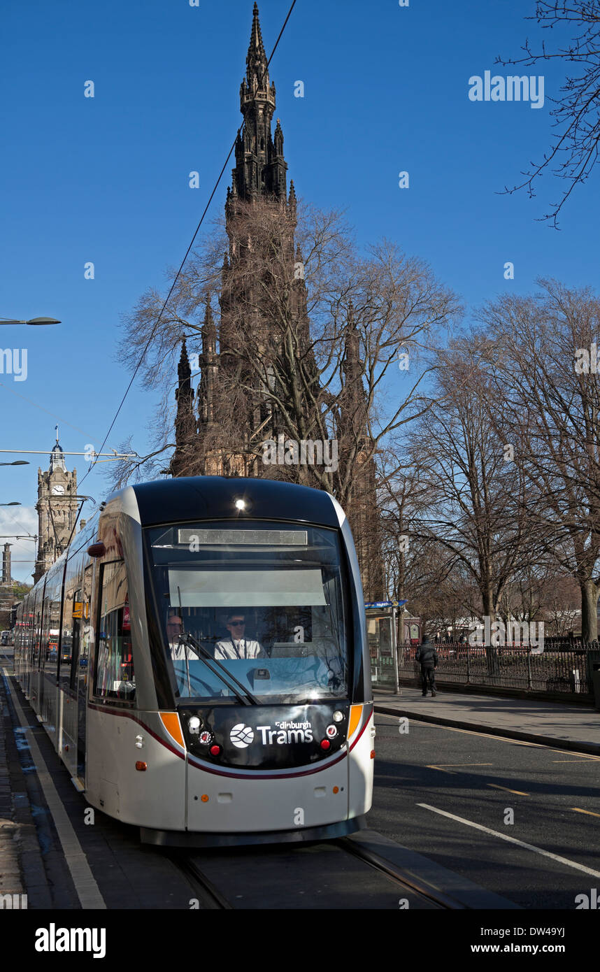 Tram di Edimburgo Princes Street Scotland Regno Unito Foto Stock