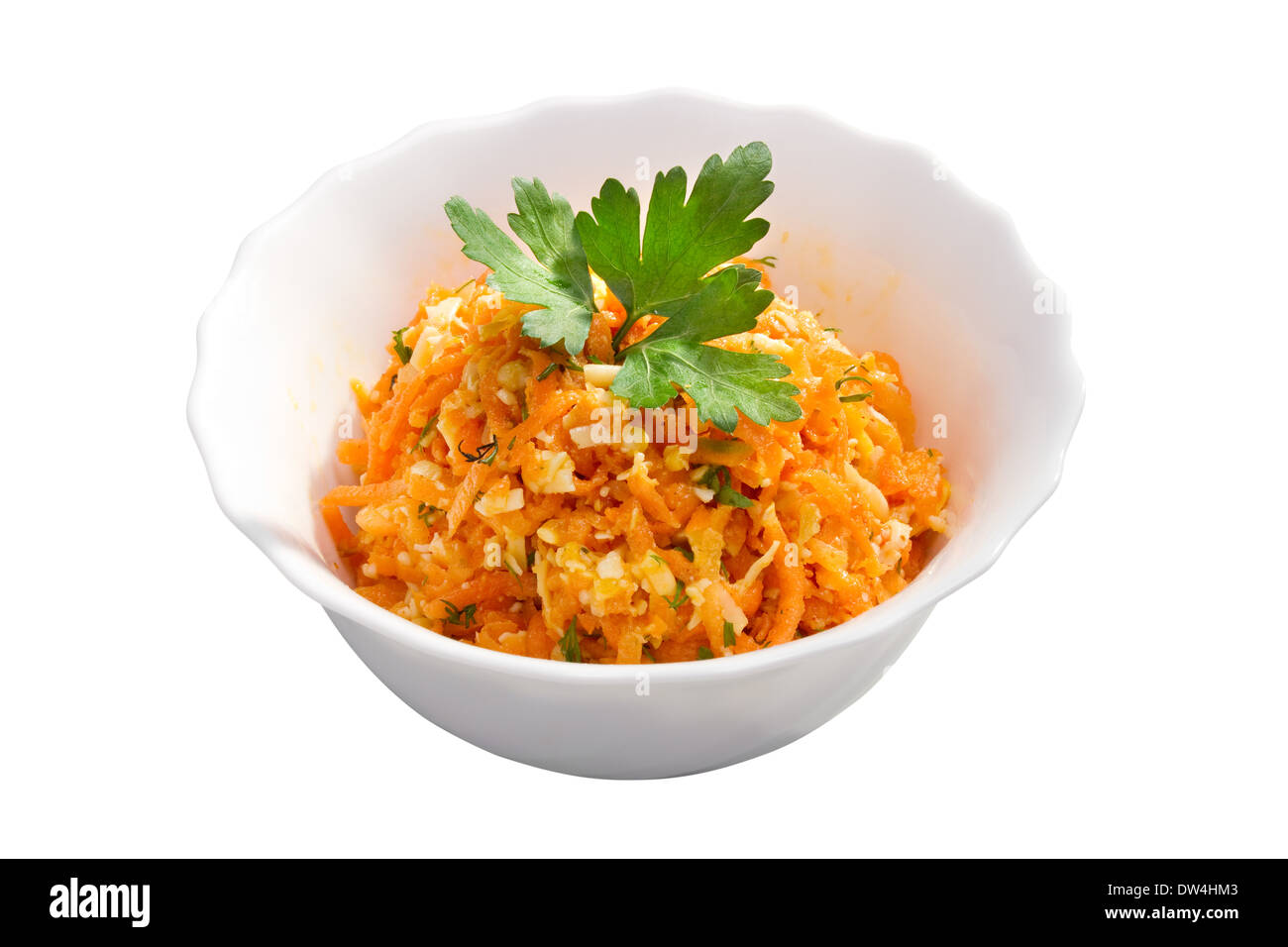 Insalata di verdure con carote in vaso, isolato Foto Stock