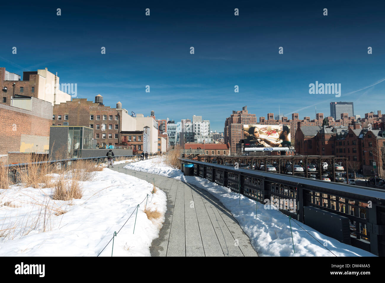 La linea alta passerella urbana nella città di New York Foto Stock