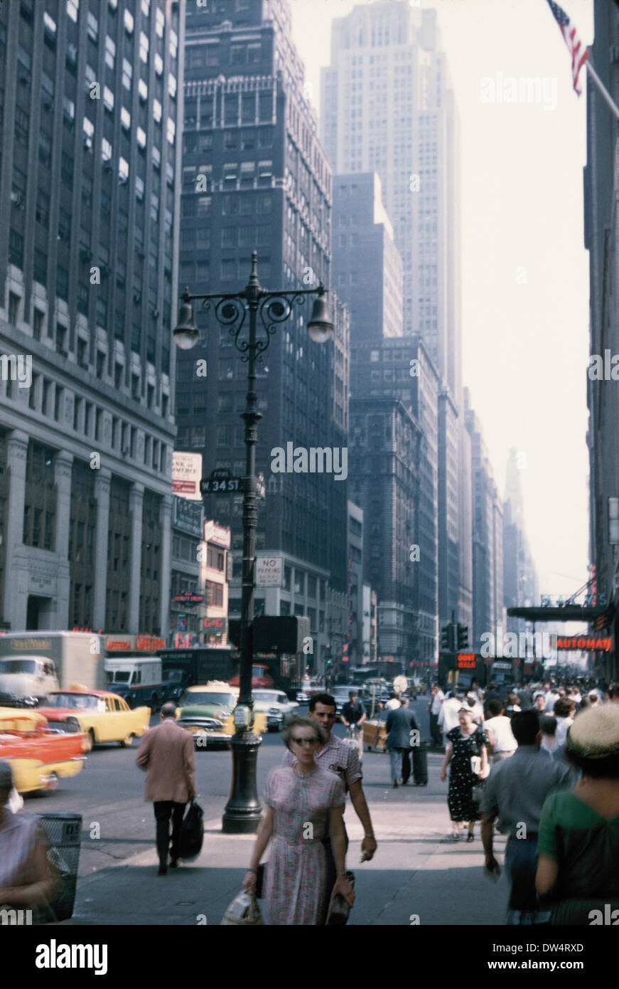 West 34th Street, New York, 1958 Foto Stock