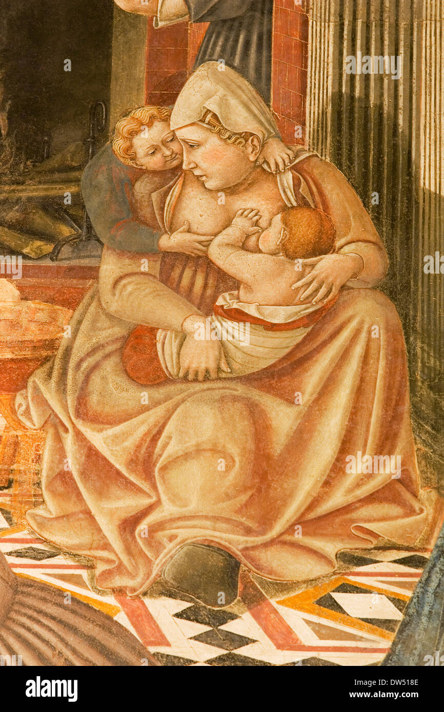 L'Europa, Italia, Toscana, Siena, santa maria della scala, pellegrinaio, affreschi di Domenico di Bartolo, un infermiere Foto Stock