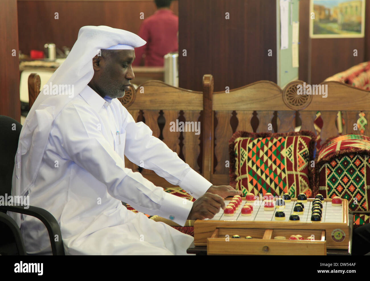 Il Qatar Doha, Souq Waqif, aldama giocatore, Foto Stock