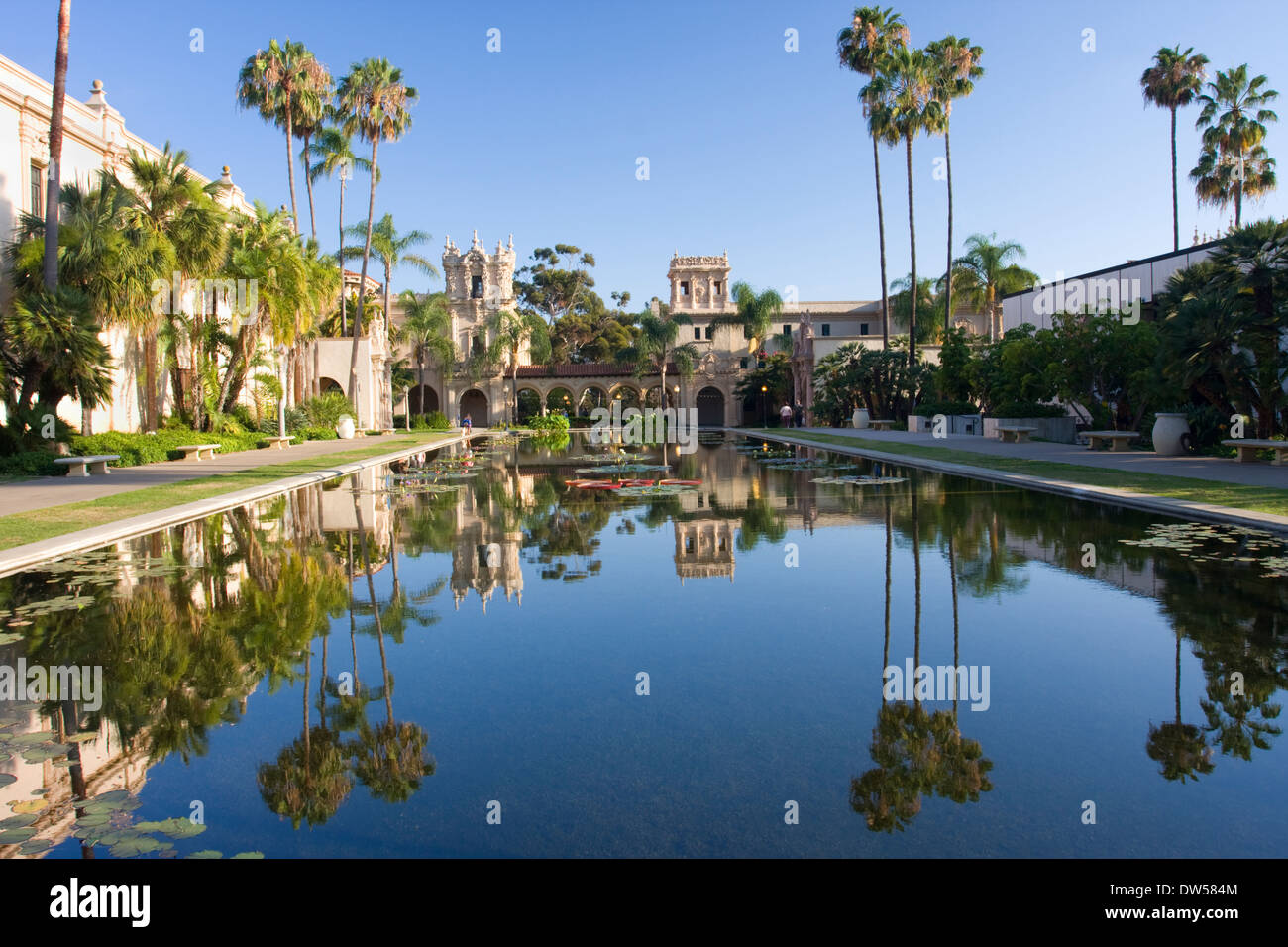 Balboa Park di San Diego, architettura spagnola e riflessioni, CALIFORNIA, STATI UNITI D'AMERICA Foto Stock