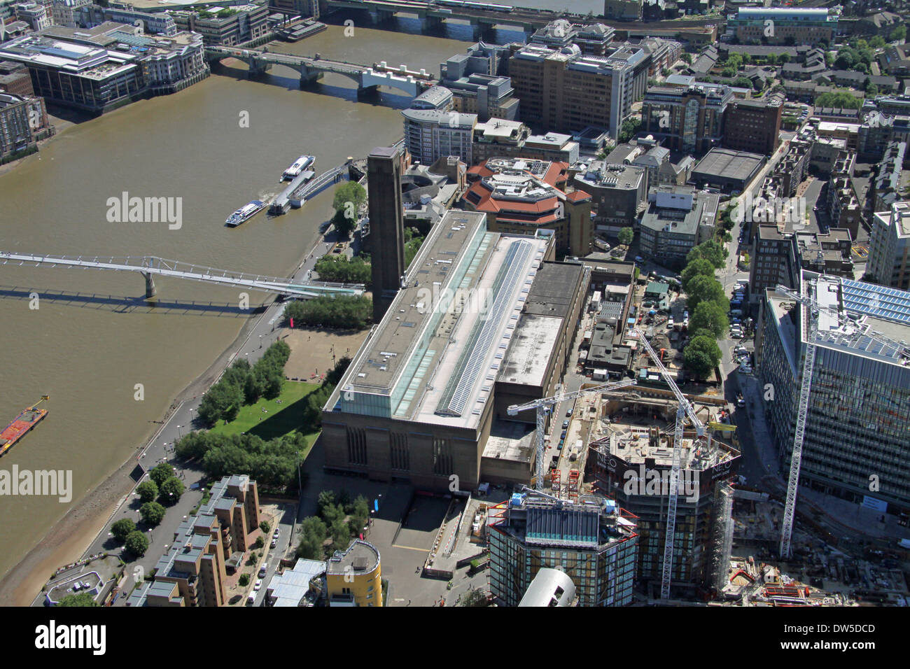 Vista aerea della Tate Modern di Londra, Southbank galleria d'arte del Tamigi Foto Stock