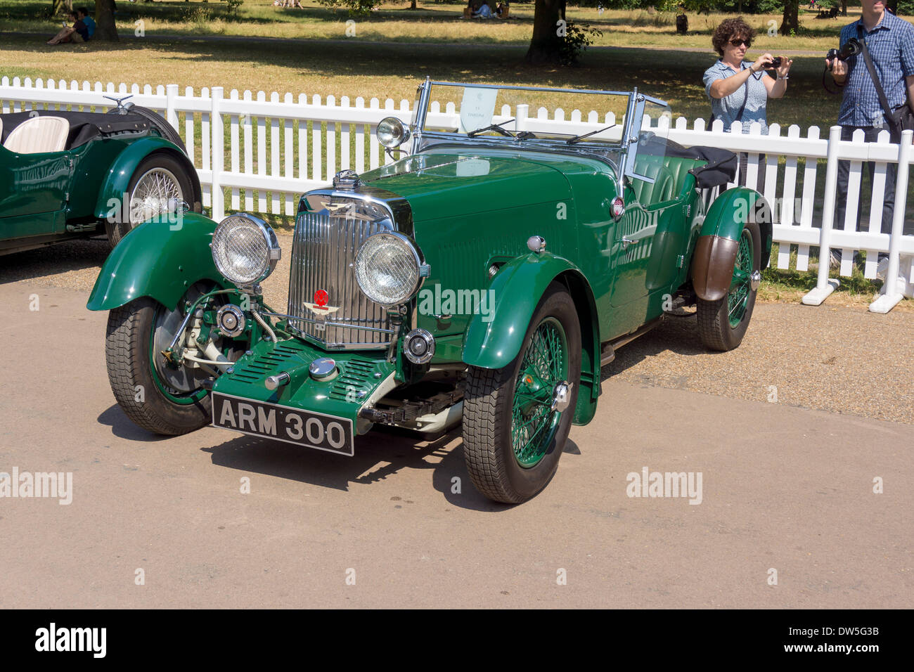 Aston Martin TELAIO CORTO MARK II 2/4 posti (1934-1935), Aston Martin Timeline, della celebrazione del centenario 2013, 100 Jahre Aston Martin, Kensington Park, Londra, Regno Unito, Europa Foto Stock