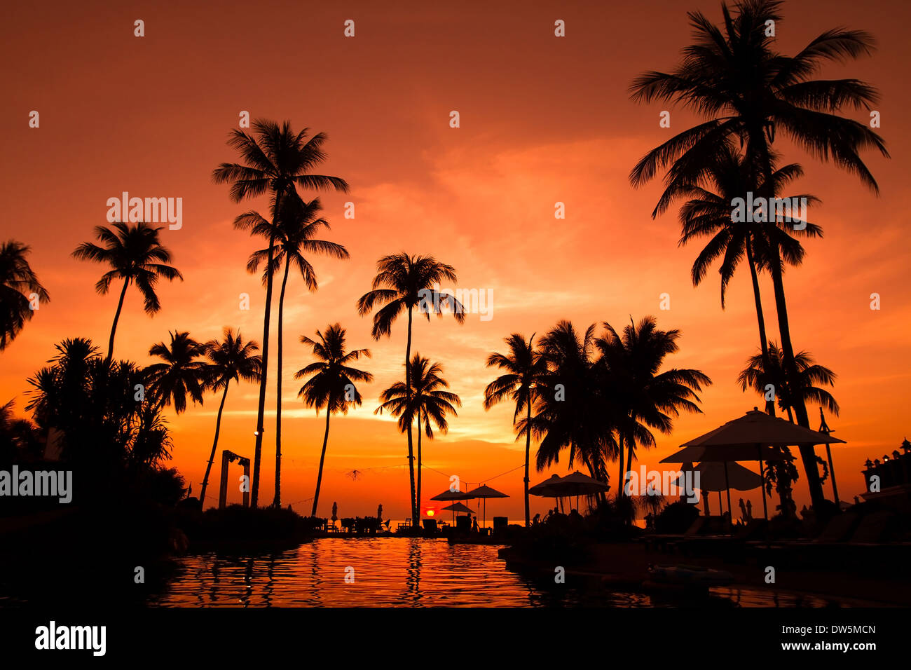 Tramonto sulla spiaggia Foto Stock