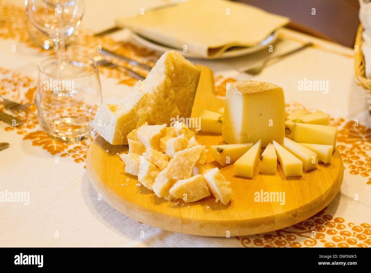 Grana padano immagini e fotografie stock ad alta risoluzione Alamy