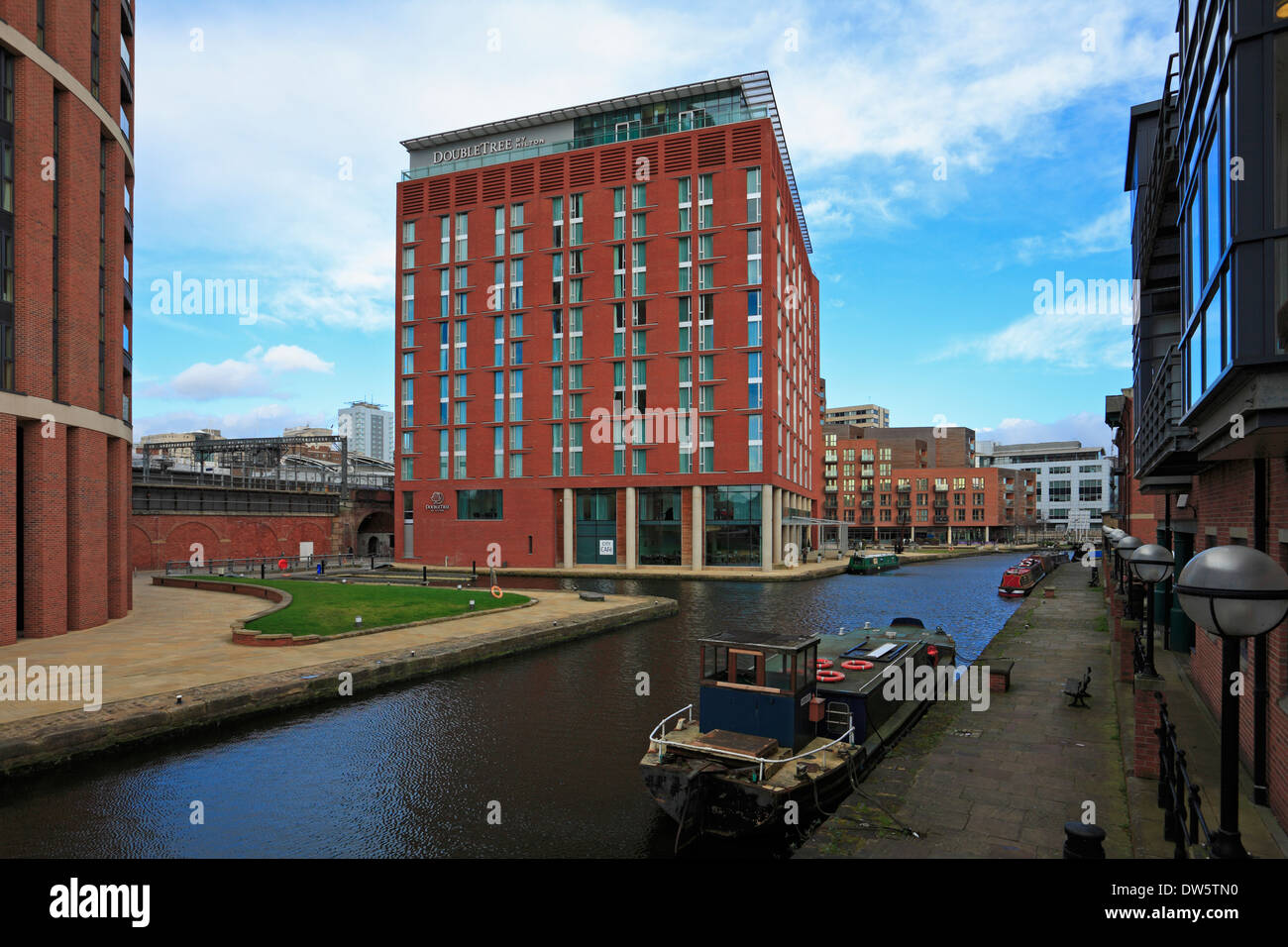 Candela House Building, DoubleTree by Hilton Hotel, Granary Wharf, Leeds, West Yorkshire, Inghilterra, Regno Unito. Foto Stock