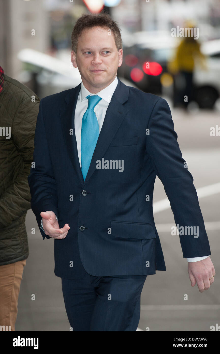 Londra, Regno Unito. 2 marzo 2014. Presidente del partito conservatore Grant Shapps arriva presso il Centro Televisivo della BBC prima di prendere parte al Andrew Marr Show di domenica 2 marzo 2014. Credito: Heloise/Alamy Live News Foto Stock
