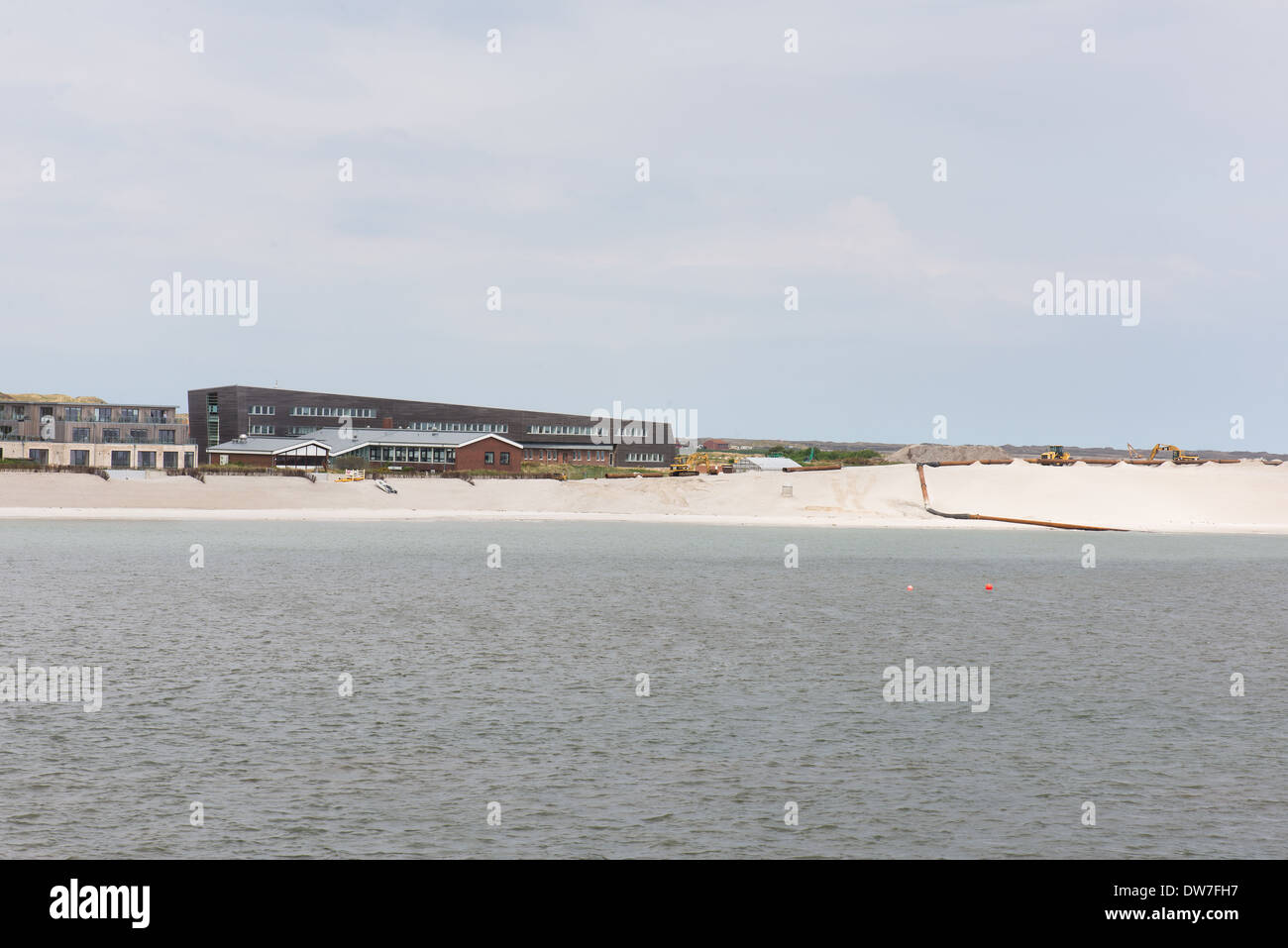 Mare di Wadden stazione dell'Istituto Alfred Wegener a Sylt, Germania come visto dal mare Foto Stock