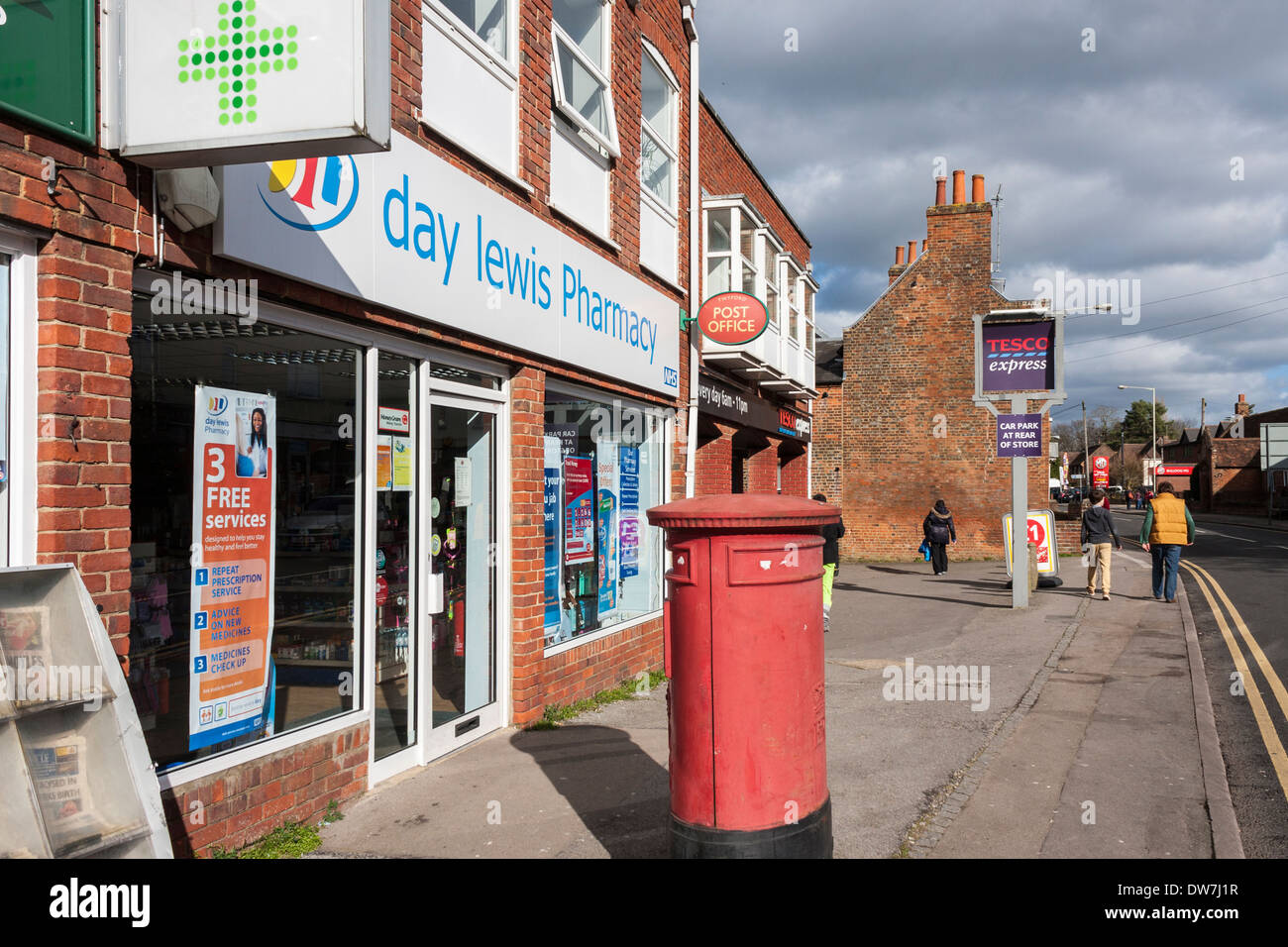 Il giorno Lewis farmacia, Twyford, Berkshire, Inghilterra, GB, UK. Foto Stock