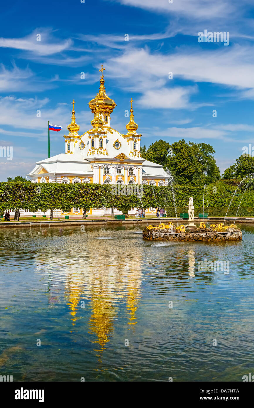 Chiesa di Peterhof di San Pietroburgo Foto Stock