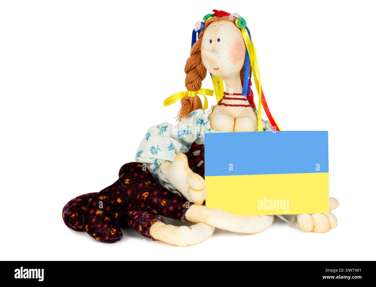 Ucraino bambola fatta a mano in abito tradizionale invita gli ospiti ad un tranquillo e dell' Ucraina . Isolato Foto Stock