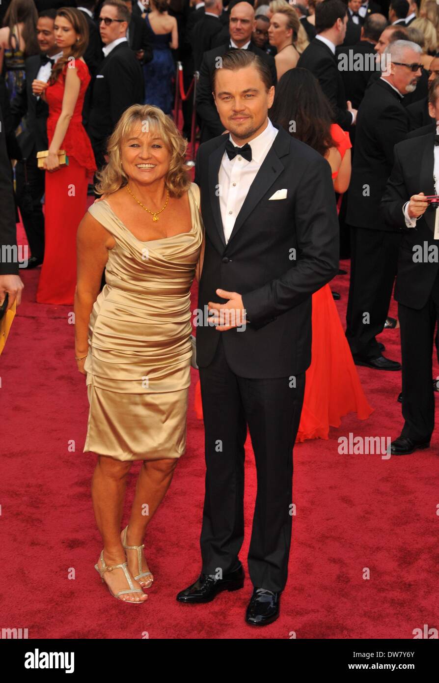 Los Angeles, CA. 2 Mar 2014. Leonardo DiCaprio, Irmelin Indenbirken presso gli arrivi per la 86annuale di Academy Awards - Arrivi 1 - Gli Oscar 2014, Dolby Theatre a Hollywood e Highland Center, Los Angeles, CA il 2 marzo 2014. Credito: Dee Cercone/Everett raccolta/Alamy Live News Foto Stock