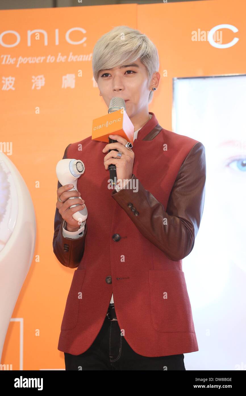 Taipei Cinese. 2 Mar 2014. Il cantante Bii promuove prodotti cosmetici di marca a Taipei, Cina domenica 2 marzo 2014. © TopPhoto/Alamy Live News Foto Stock