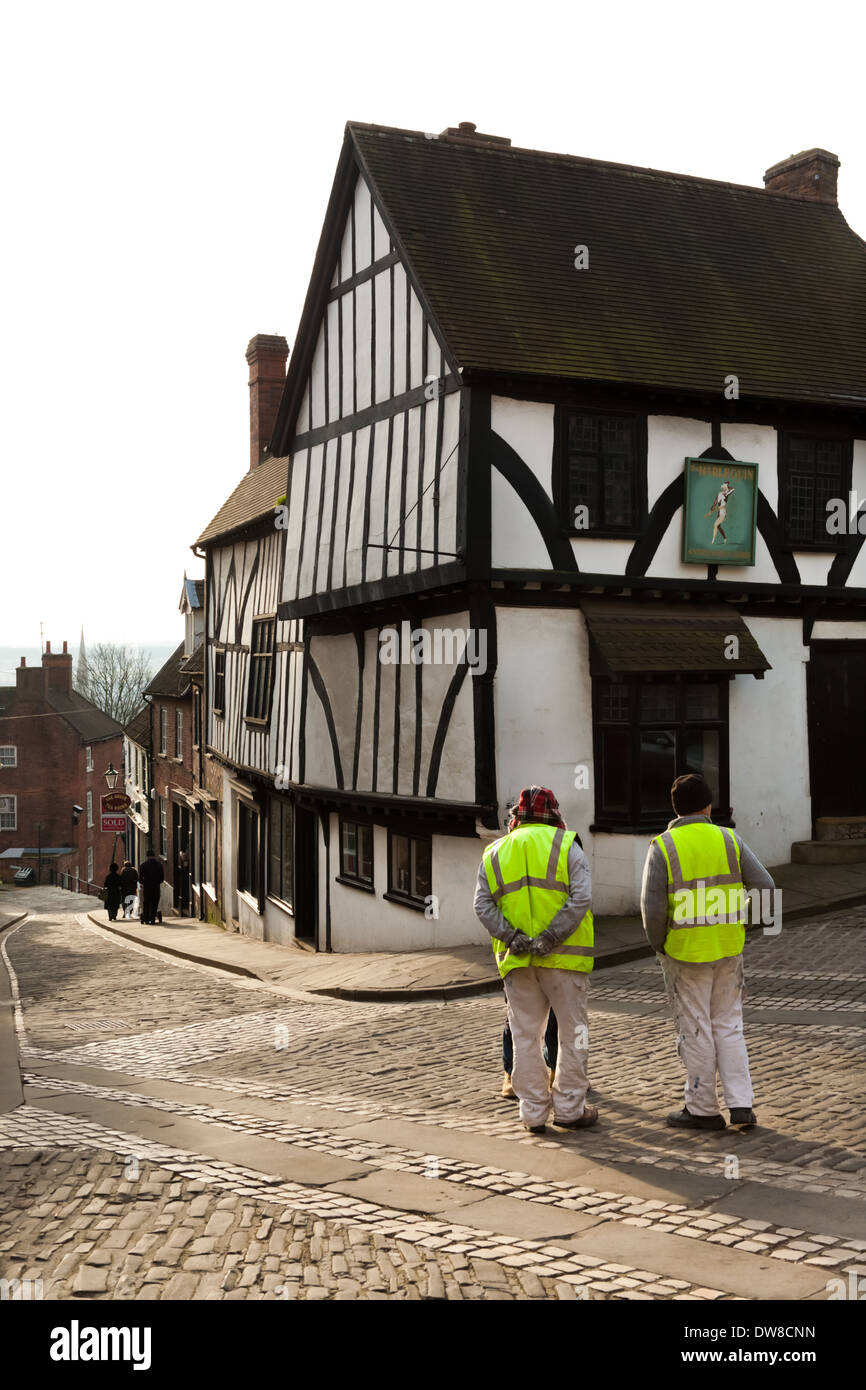 Forza lavoro sulla ripida collina, Lincoln, Lincolnshire Foto Stock