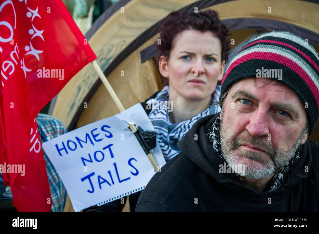Interrompere la criminalizzazione delle persone senza dimora protestare presso la City Hall di Londra Foto Stock